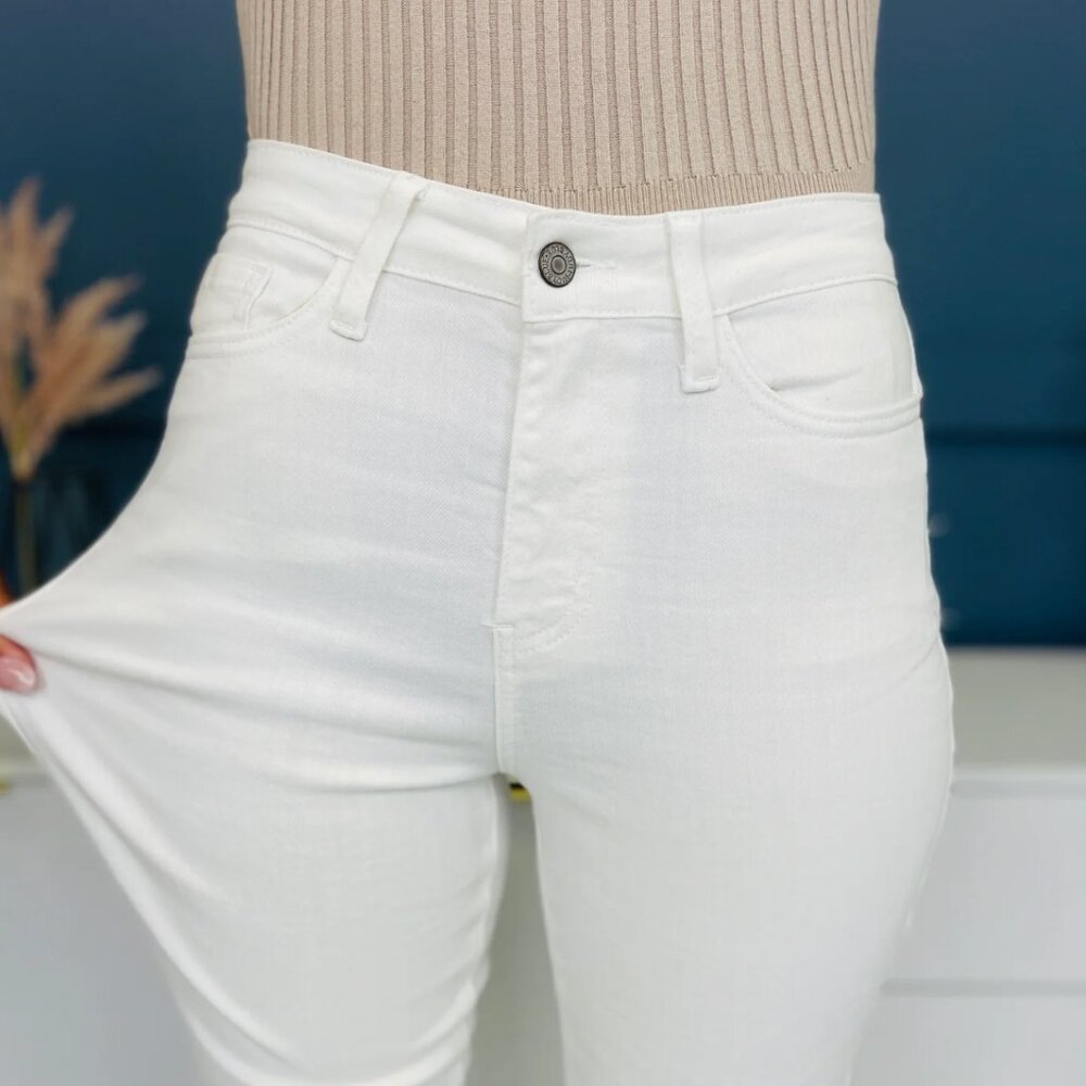 Judy Blue REG/CURVY Perfect Match White Double Cuff Boyfriend Jeans - 11 - Picture 3 of 5